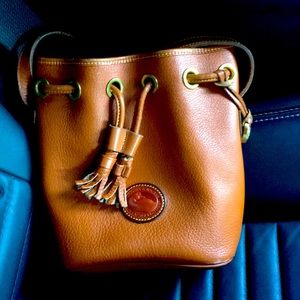 Dooney & Bourke purse